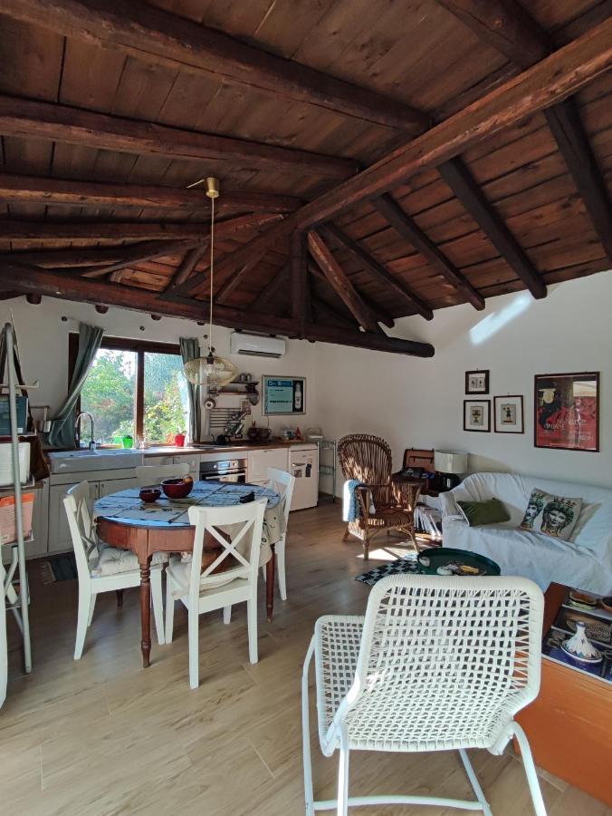 Casa Vacanze La Cuntintizza San Michele di Ganzaria Extérieur photo